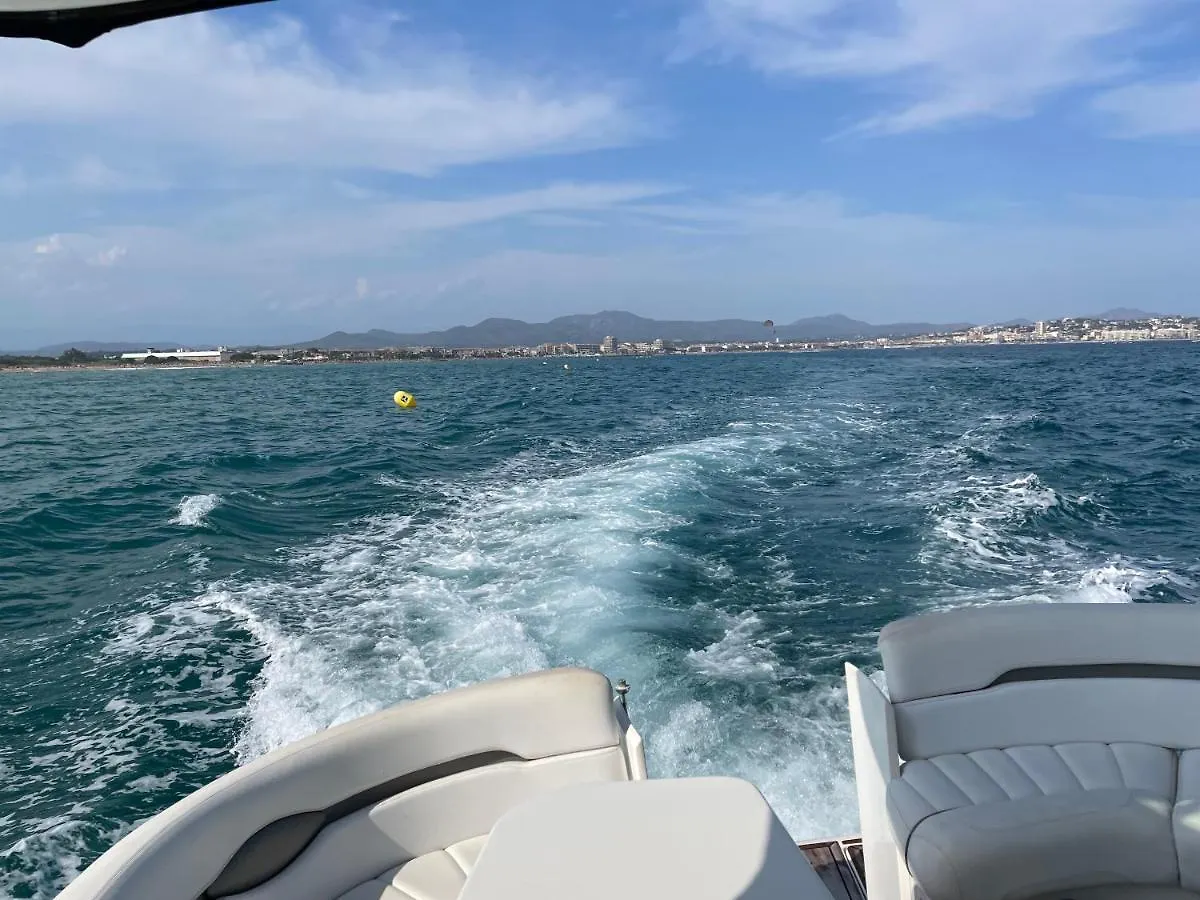 Ботель Отель Superbe Yacht Luxe Familial A St Jean Cap-Ferrat. Сен-Жан-Кап-Ферра
